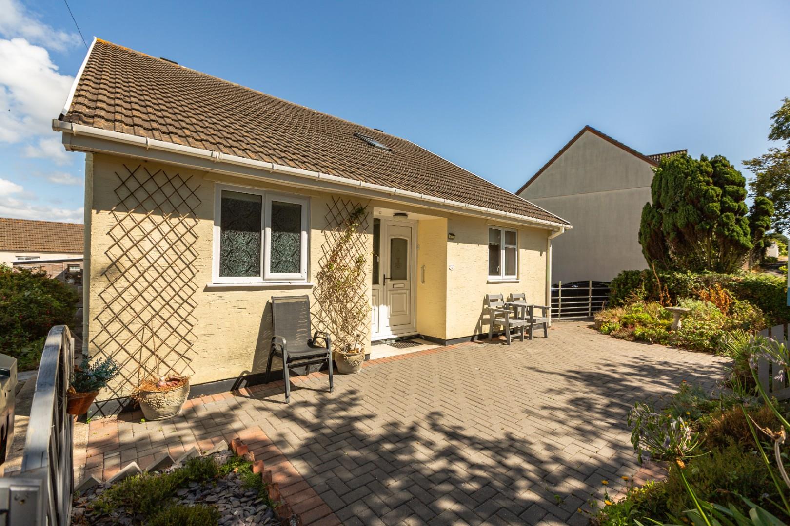 Rossers Field, Mumbles, Swansea, SA3 4JQ